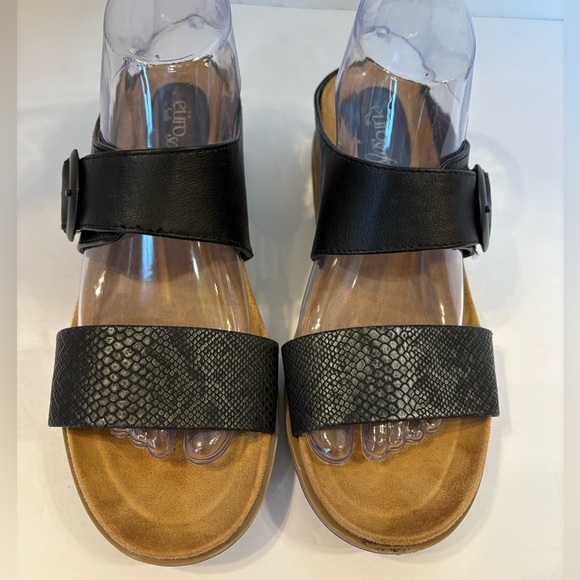 Eurosoft by Sofft black 2 band sandals size 8M - Picture 10 of 10